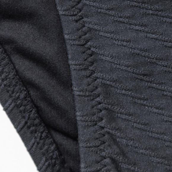 CUPSHE Black Nyla Halter Backless One Piece Swimsuit L NWT - Picture 3 of 3